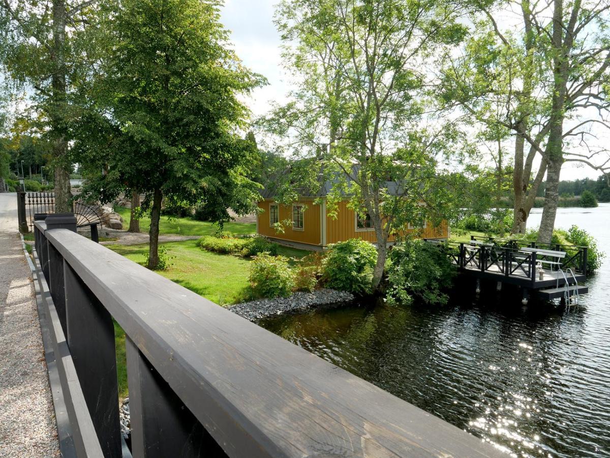 Dufweholms Herrgard Katrineholm Exterior photo